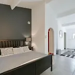 Avec Piscine - Confort Et Tranquillite *