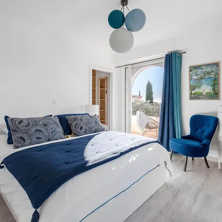 Avec Piscine - Confort Et Tranquillite 别墅 *