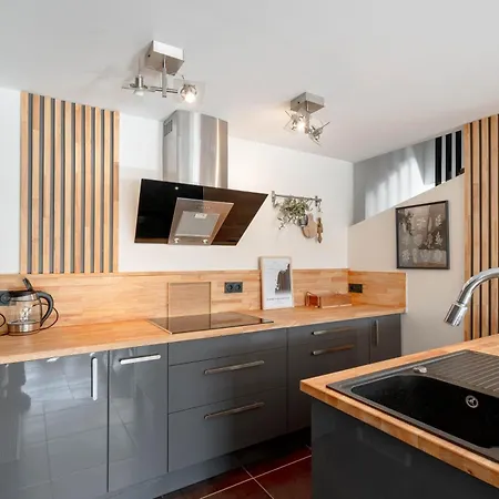 别墅 Avec Piscine - Confort Et Tranquillite